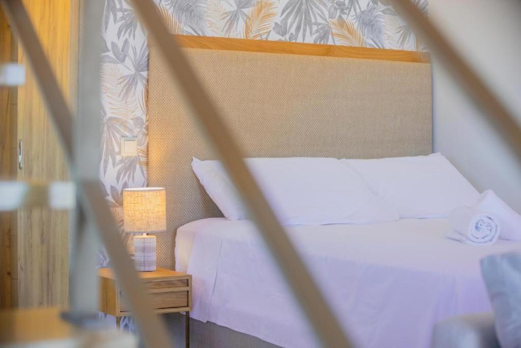 La Perla Di Barla Seafront Apartman Kánalos Kültér fotó